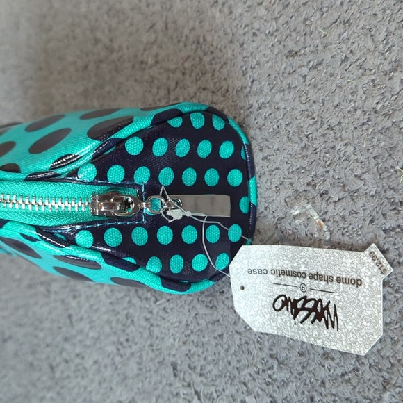 Teal & Black Dome Shaped Cosmetic Case (New) - Picture 7 of 11